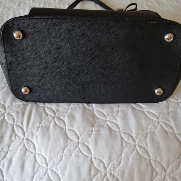 Michael Kors tote purse - Picture 6 of 6